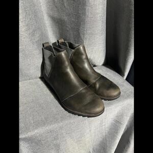 Sorel Harlow Chelsea bootie